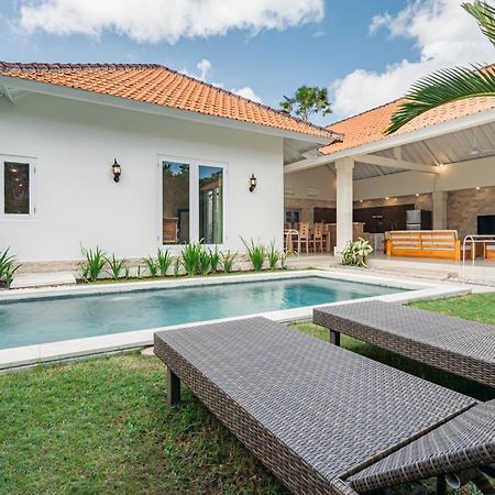 Green Garden Seminyak Villa 외부 사진